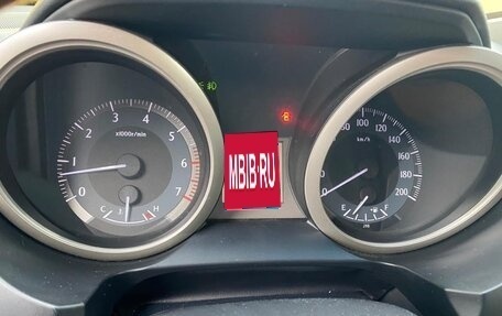 Toyota Land Cruiser Prado 150 рестайлинг 2, 2013 год, 2 899 000 рублей, 5 фотография