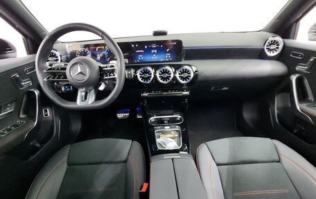 Mercedes-Benz A-Класс AMG, 2024 год, 4 590 000 рублей, 10 фотография