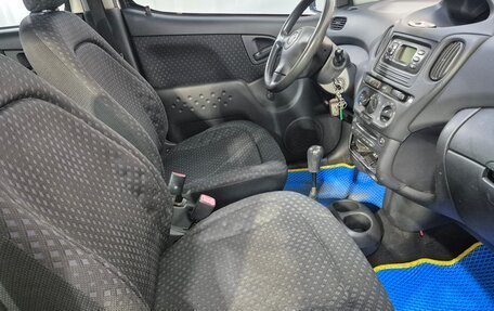 Toyota Yaris Verso, 2003 год, 407 000 рублей, 13 фотография