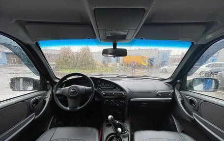 Chevrolet Niva I рестайлинг, 2012 год, 450 000 рублей, 29 фотография