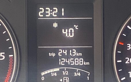 Volkswagen Caravelle T5, 2013 год, 2 350 000 рублей, 8 фотография