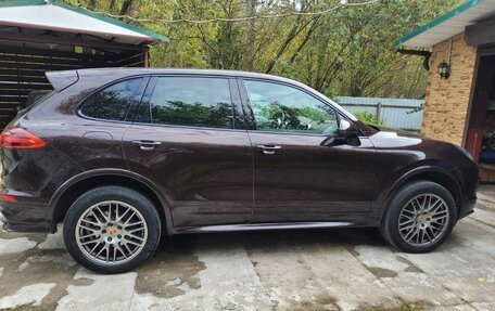 Porsche Cayenne III, 2015 год, 5 500 000 рублей, 2 фотография