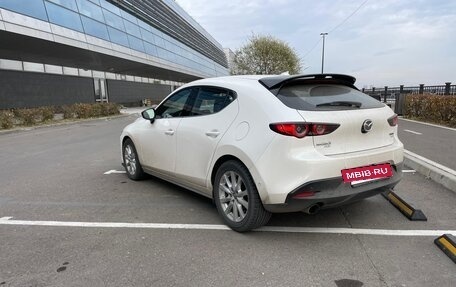 Mazda 3, 2020 год, 3 000 000 рублей, 6 фотография