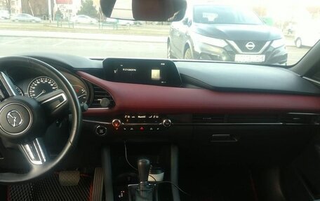 Mazda 3, 2020 год, 3 000 000 рублей, 11 фотография