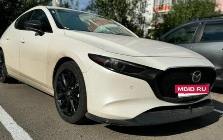 Mazda 3, 2020 год, 3 000 000 рублей, 9 фотография