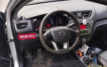KIA Rio III рестайлинг, 2012 год, 650 000 рублей, 3 фотография