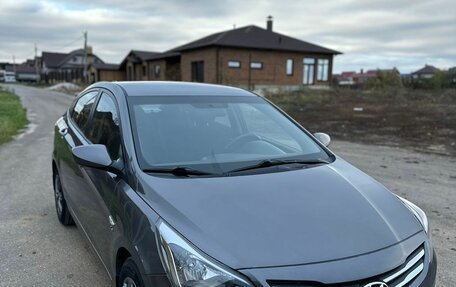 Hyundai Solaris II рестайлинг, 2014 год, 980 000 рублей, 3 фотография