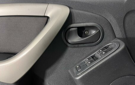 Renault Duster I рестайлинг, 2014 год, 927 000 рублей, 10 фотография