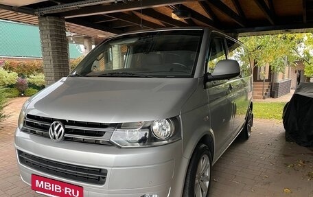 Volkswagen Multivan T5, 2012 год, 1 955 000 рублей, 2 фотография