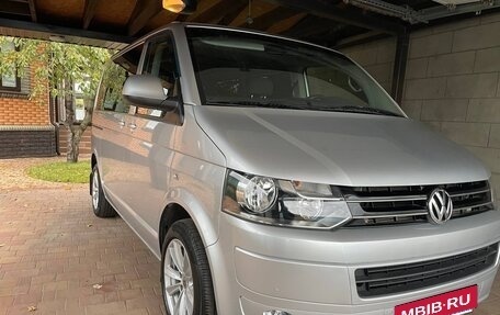 Volkswagen Multivan T5, 2012 год, 1 955 000 рублей, 4 фотография