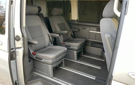 Volkswagen Multivan T5, 2012 год, 1 955 000 рублей, 17 фотография