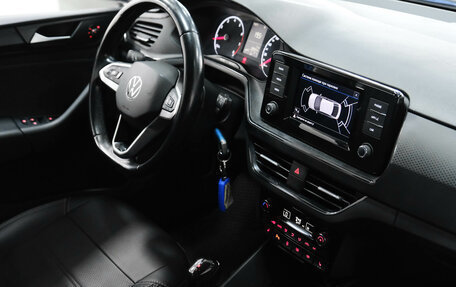 Volkswagen Polo VI (EU Market), 2021 год, 1 380 000 рублей, 21 фотография