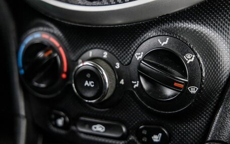 Hyundai Solaris II рестайлинг, 2013 год, 758 000 рублей, 29 фотография