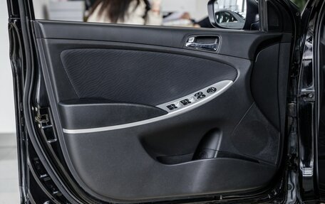 Hyundai Solaris II рестайлинг, 2013 год, 758 000 рублей, 31 фотография