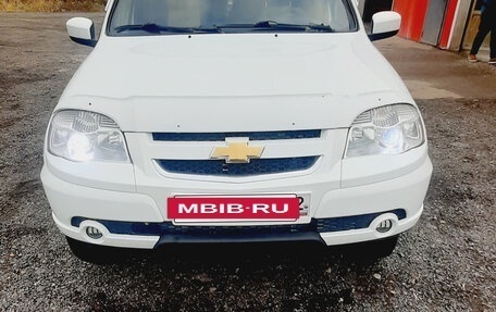 Chevrolet Niva I рестайлинг, 2014 год, 700 000 рублей, 4 фотография