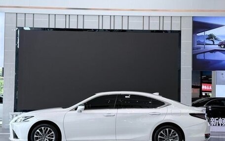 Lexus ES VII, 2025 год, 5 200 000 рублей, 4 фотография