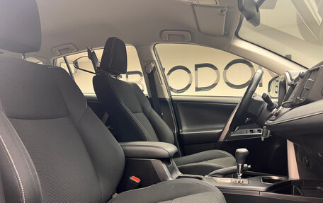 Toyota RAV4, 2016 год, 2 058 000 рублей, 14 фотография