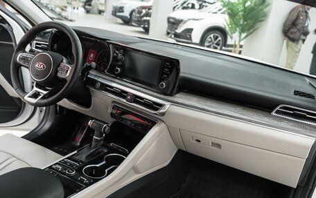 KIA K5, 2020 год, 2 249 000 рублей, 15 фотография