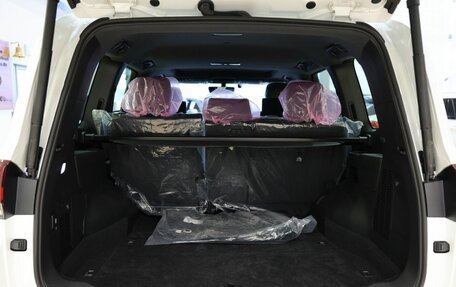 Toyota Land Cruiser, 2025 год, 16 300 000 рублей, 10 фотография