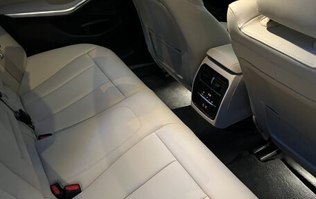 BMW 3 серия, 2021 год, 4 200 000 рублей, 14 фотография