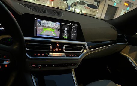 BMW 3 серия, 2021 год, 4 200 000 рублей, 18 фотография