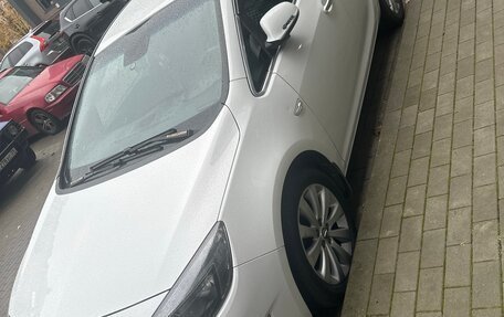 Opel Astra J, 2013 год, 900 000 рублей, 2 фотография