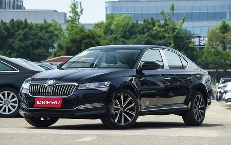 Skoda Superb III рестайлинг, 2025 год, 2 030 000 рублей, 1 фотография