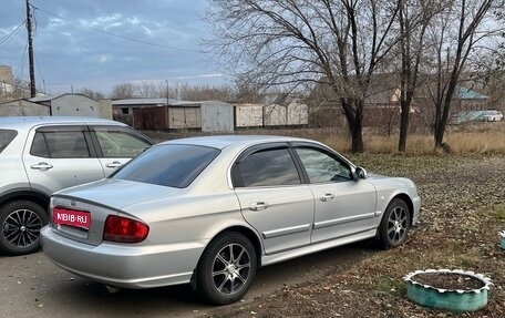 Hyundai Sonata IV рестайлинг, 2011 год, 850 000 рублей, 1 фотография
