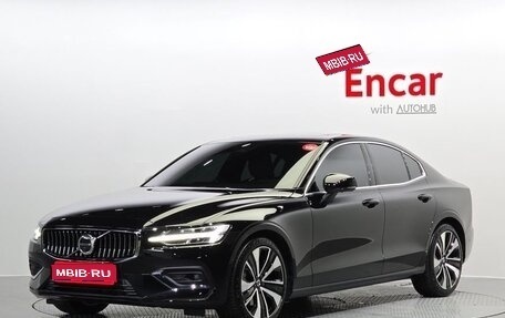 Volvo S60 III, 2024 год, 3 300 000 рублей, 1 фотография