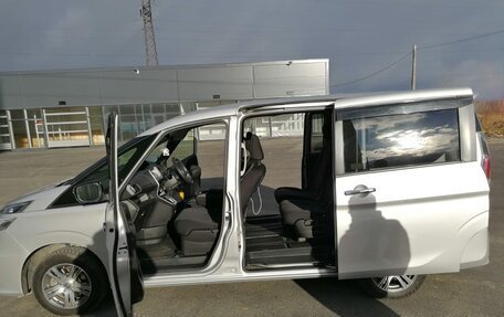 Nissan Serena IV, 2018 год, 1 950 000 рублей, 5 фотография