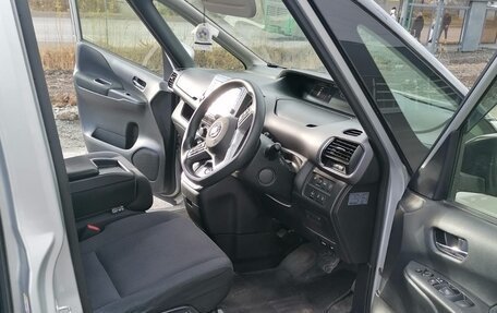 Nissan Serena IV, 2018 год, 1 950 000 рублей, 6 фотография