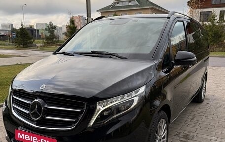 Mercedes-Benz V-Класс, 2018 год, 5 000 000 рублей, 2 фотография