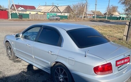 Hyundai Sonata IV рестайлинг, 2011 год, 850 000 рублей, 10 фотография