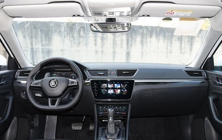 Skoda Superb III рестайлинг, 2025 год, 2 030 000 рублей, 10 фотография