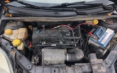 Ford Fiesta, 2004 год, 180 000 рублей, 9 фотография