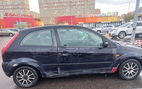 Ford Fiesta, 2004 год, 180 000 рублей, 4 фотография