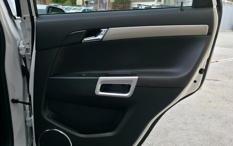 Opel Antara I, 2014 год, 1 920 000 рублей, 16 фотография