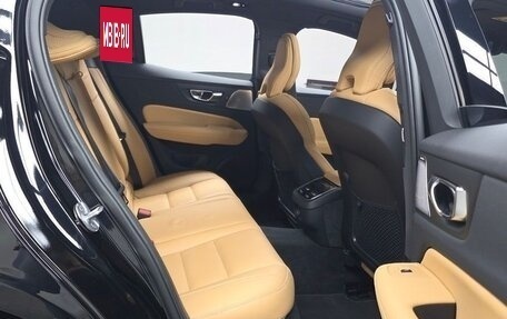 Volvo S60 III, 2024 год, 3 300 000 рублей, 9 фотография