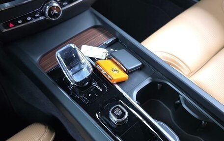 Volvo S60 III, 2024 год, 3 300 000 рублей, 15 фотография