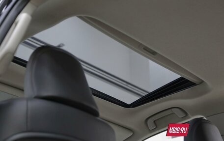 Toyota Land Cruiser Prado 150 рестайлинг 2, 2017 год, 3 349 000 рублей, 14 фотография