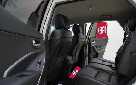 Hyundai Santa Fe III рестайлинг, 2017 год, 2 299 000 рублей, 13 фотография