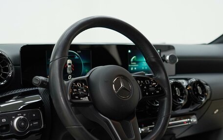 Mercedes-Benz A-Класс, 2019 год, 2 149 000 рублей, 7 фотография