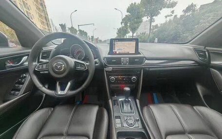 Mazda CX-4, 2021 год, 1 900 000 рублей, 8 фотография