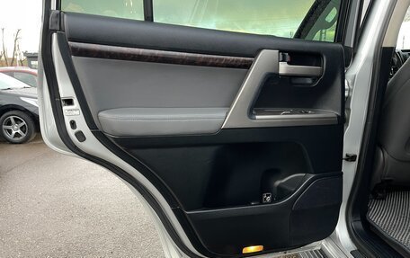 Toyota Land Cruiser 200, 2008 год, 2 797 000 рублей, 18 фотография