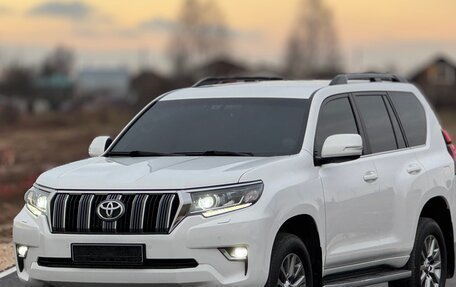 Toyota Land Cruiser Prado 150 рестайлинг 2, 2018 год, 4 500 000 рублей, 4 фотография