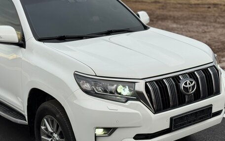 Toyota Land Cruiser Prado 150 рестайлинг 2, 2018 год, 4 500 000 рублей, 15 фотография