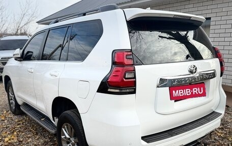 Toyota Land Cruiser Prado 150 рестайлинг 2, 2018 год, 4 500 000 рублей, 17 фотография