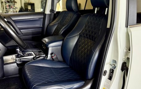 Toyota Land Cruiser Prado 150 рестайлинг 2, 2018 год, 4 500 000 рублей, 27 фотография