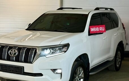 Toyota Land Cruiser Prado 150 рестайлинг 2, 2018 год, 4 500 000 рублей, 33 фотография