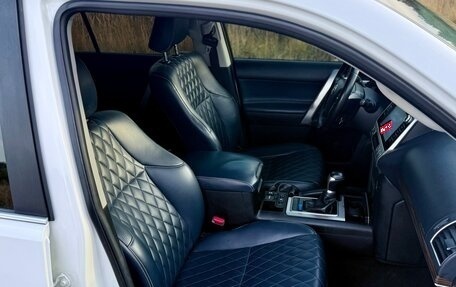 Toyota Land Cruiser Prado 150 рестайлинг 2, 2018 год, 4 500 000 рублей, 40 фотография